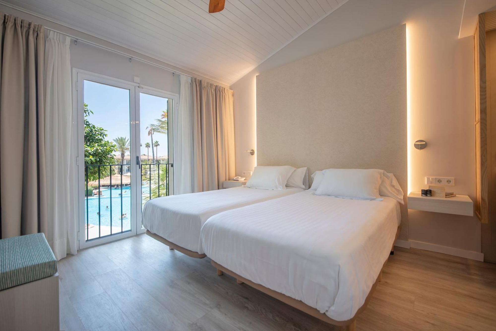 Blau Colonia Sant Jordi Hotel 4*